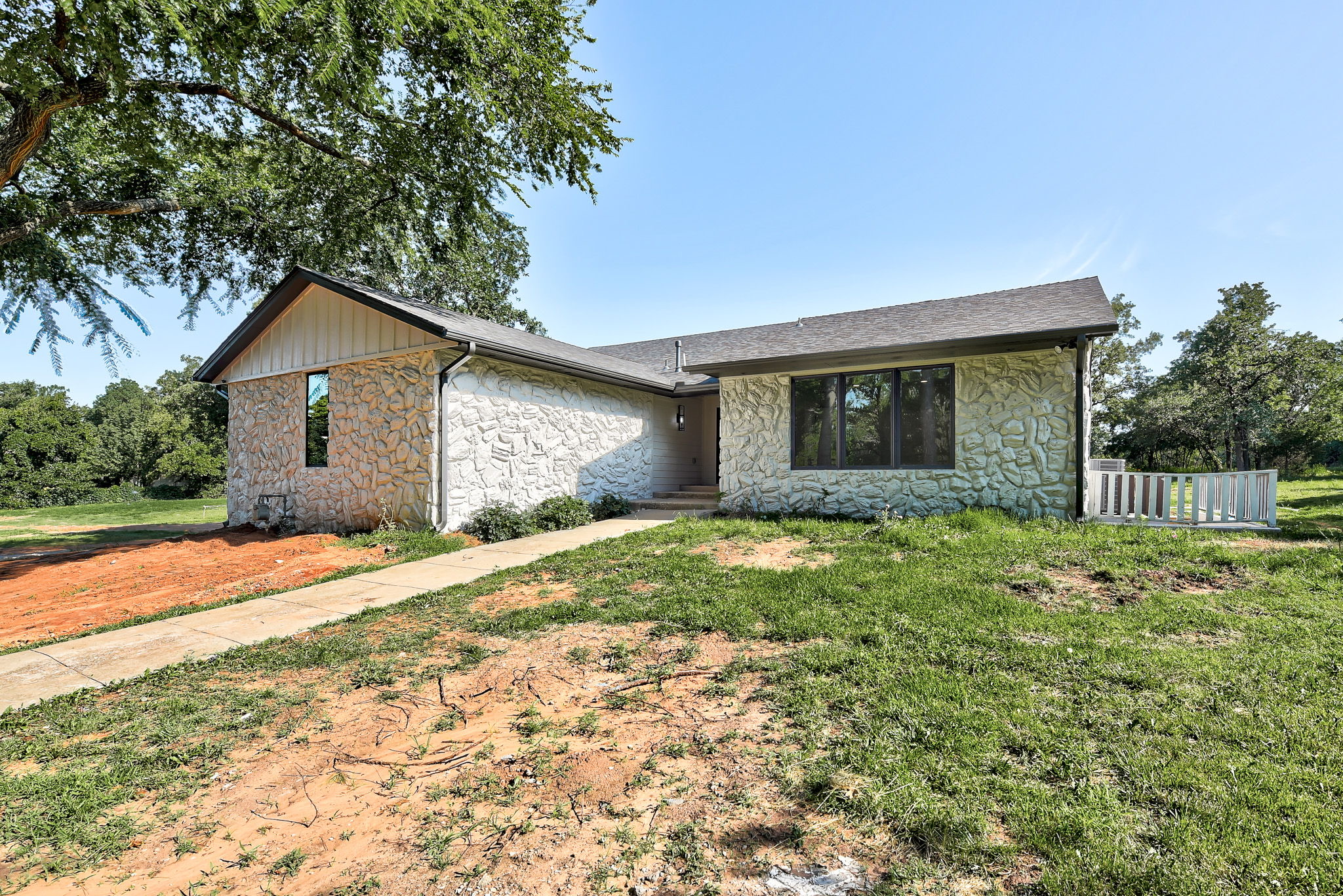 0838F76D-E0F3-4471-B6B2-0A479E755A9B