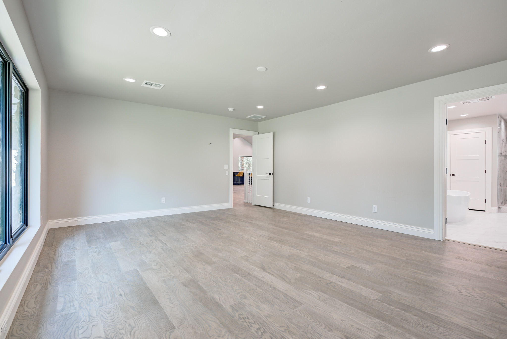 0ACAB2BC-3050-4CEA-AEDB-D1226DD37916