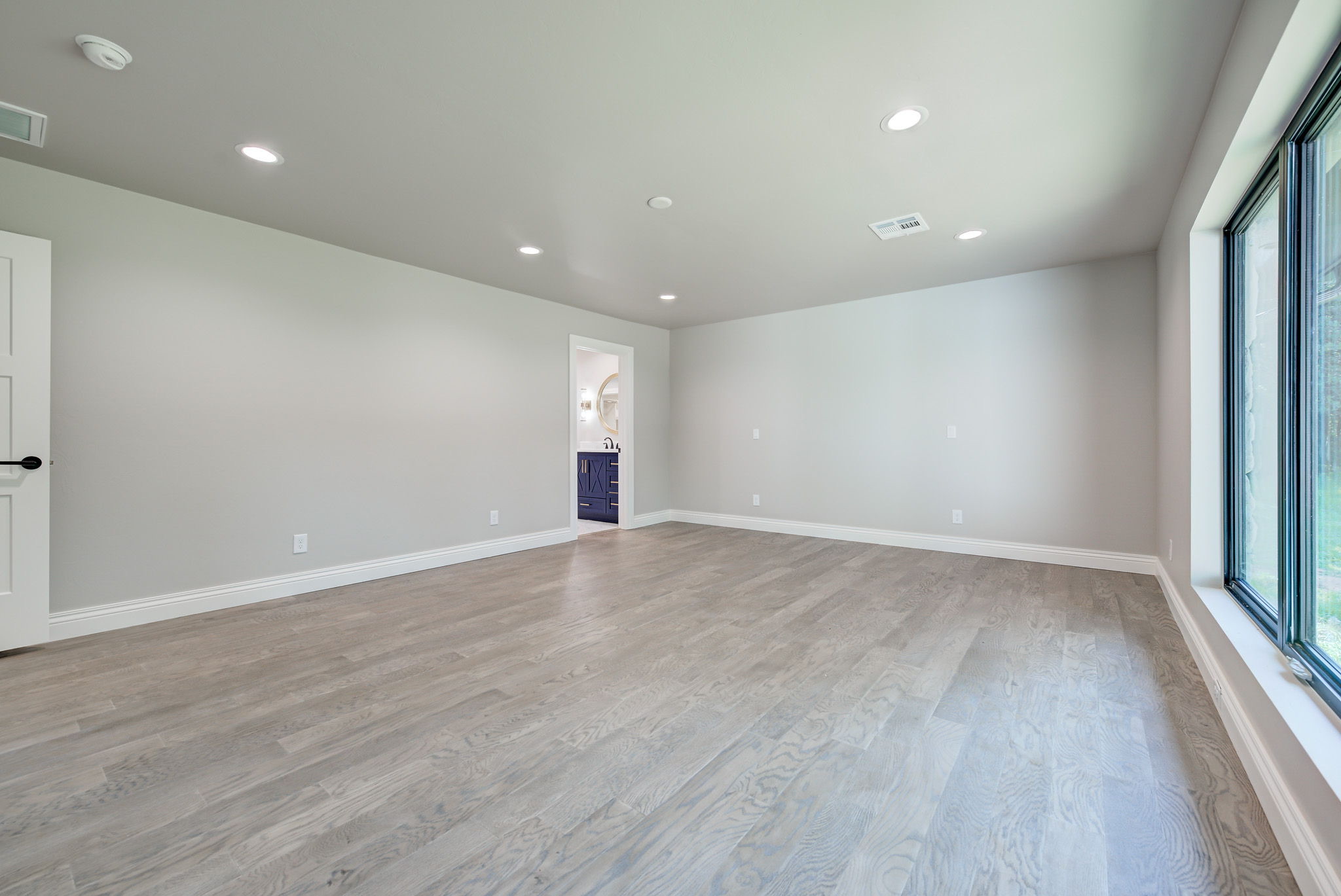 1198FD35-ADE3-4BE7-8365-7E9C63EB5D88