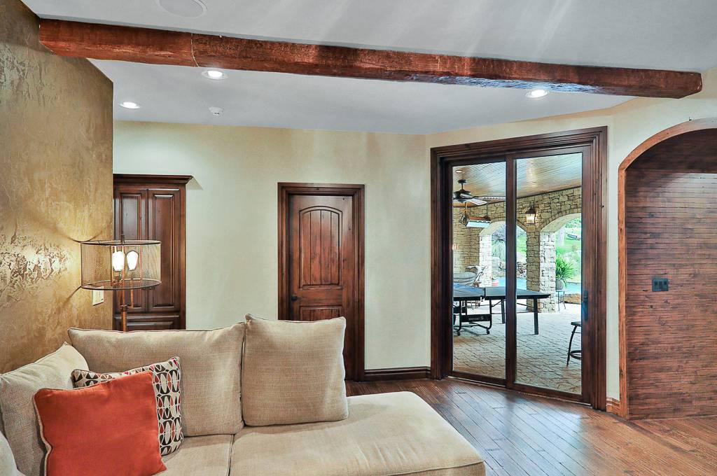 acorn-gameroom-after