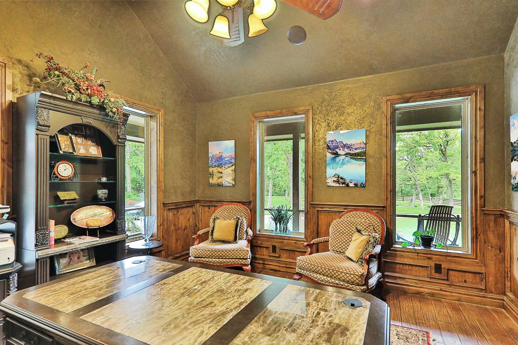 acorn-office-windows-after