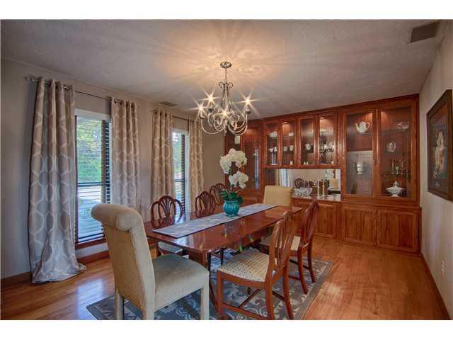 allison-formal-dining-before allison-formal-dining-before