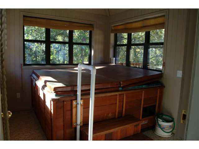 allison-hot-tub-before allison-hot-tub-before