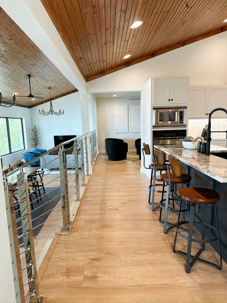 40EB8F1D-67B1-42BE-BAA0-E56D0CDD47DC