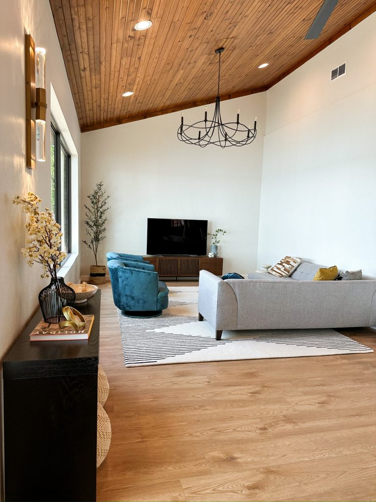 55B45D04-4943-4420-9295-FED71168EEF3