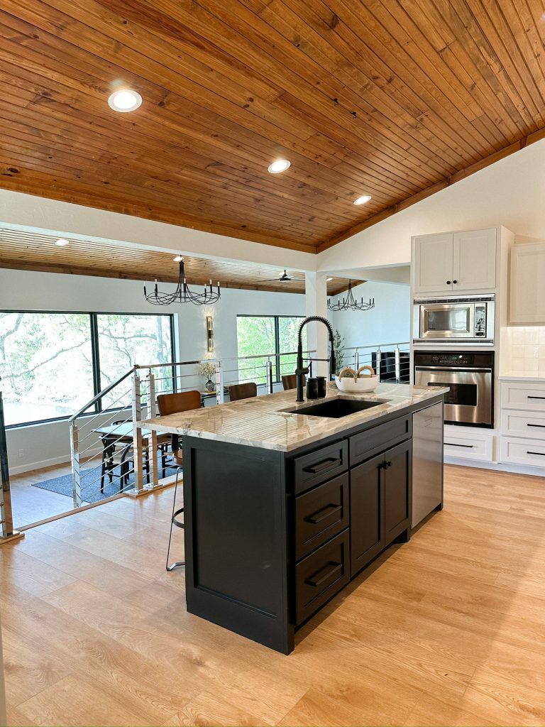 5E07EFA9-0060-4BF9-8B7B-F900143D4AEB