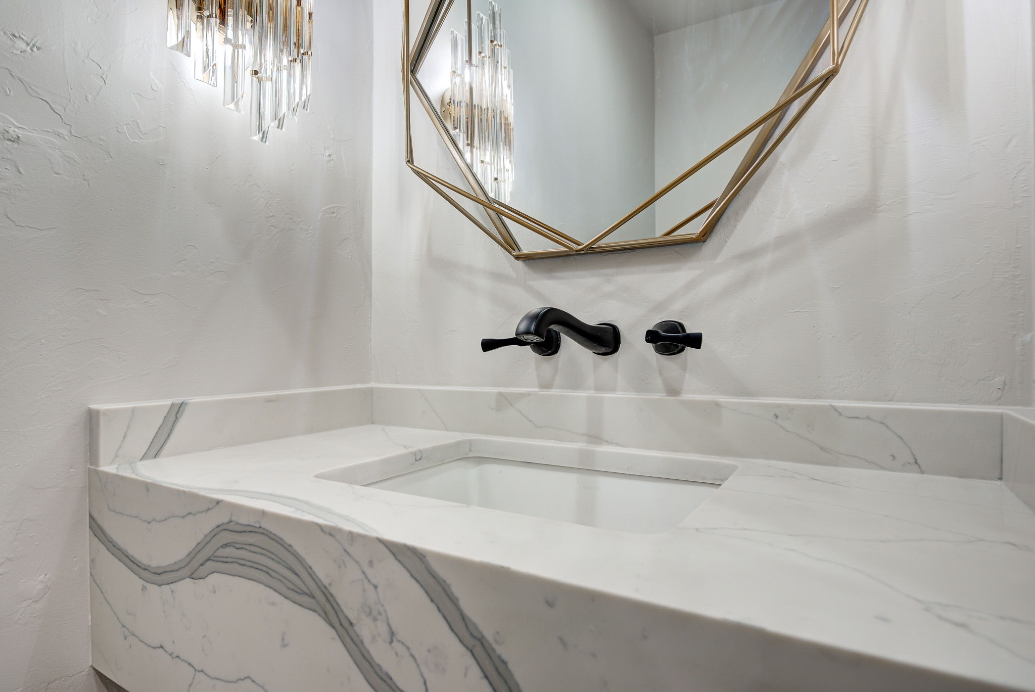 731DFF55-8C21-487C-A098-91FF301A0A31