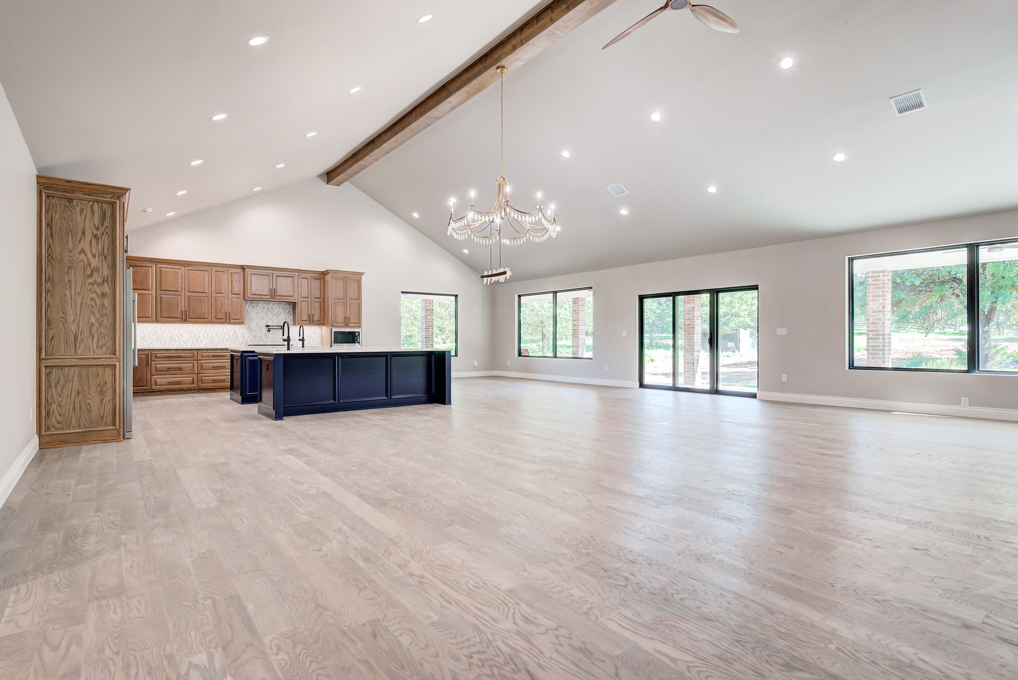 7B703200-BC2B-4782-82BA-E99ADDEE4DA3