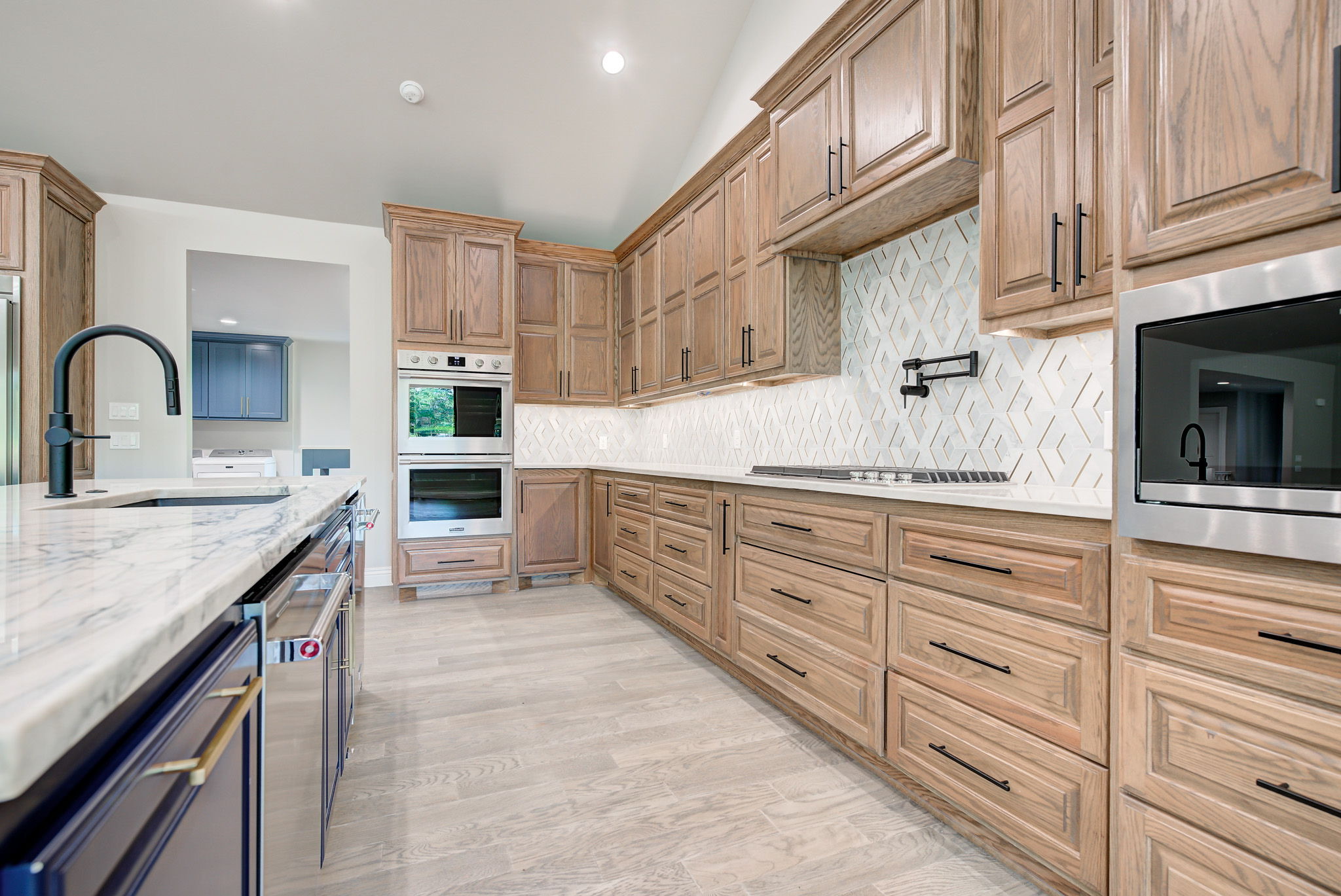 8A94BD61-6E61-4AC5-B295-6A0E18DEE3A5