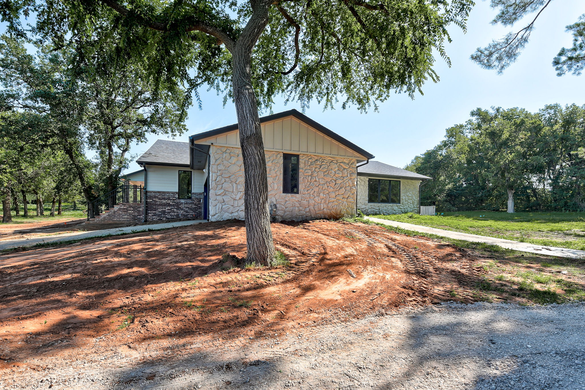 9E0CCED0-BE1C-47B3-86CF-120A16258F51