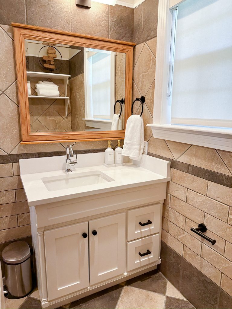 A0216F2E-EDD5-4BC8-A308-2D15060B170B