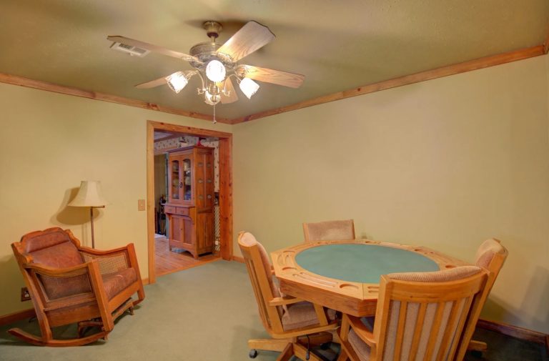 B758C42B-07D1-43BB-8814-8427A085DEFF