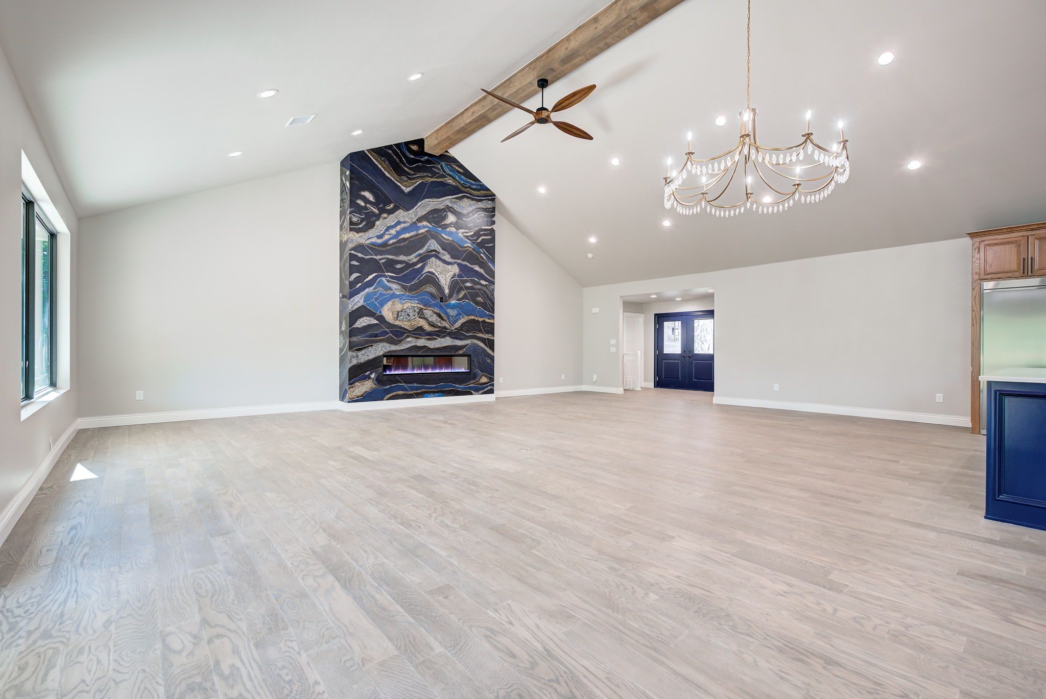 C993605F-A3AE-4AF3-A379-8DBE676C8B70