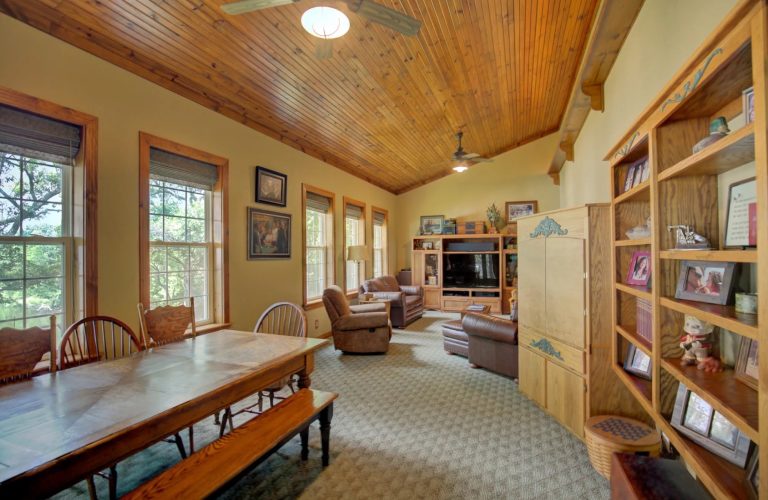 ED8F030C-57CB-4E7B-A3A5-32DCA2F7A4D1